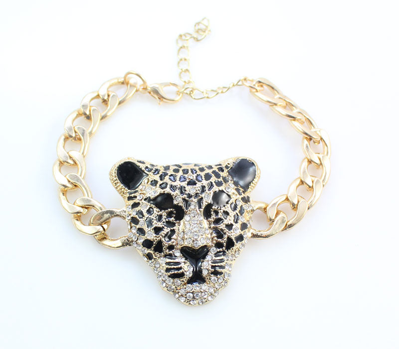 Cool Black Enamel Leopard Head Crystal Necklace Set