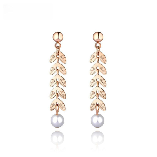 Pendientes de perla simulada blanca de acero inoxidable y titanio para mujer