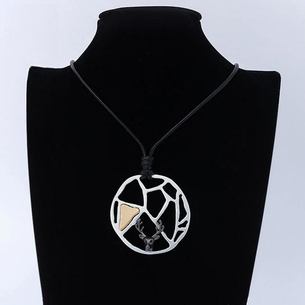 Collar geométrico vintage con colgante de cabeza de ciervo de color gris de Kpop