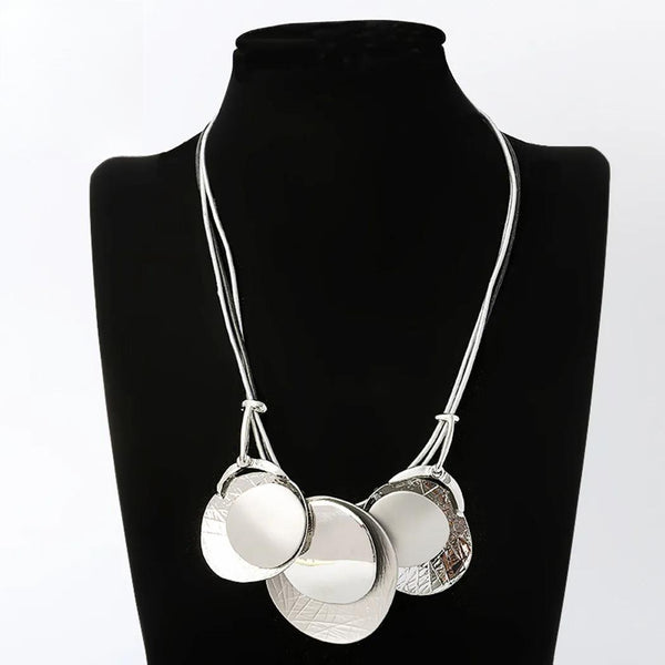 New in Women Collare Chokers Necklace Pendants Jewelry Chains