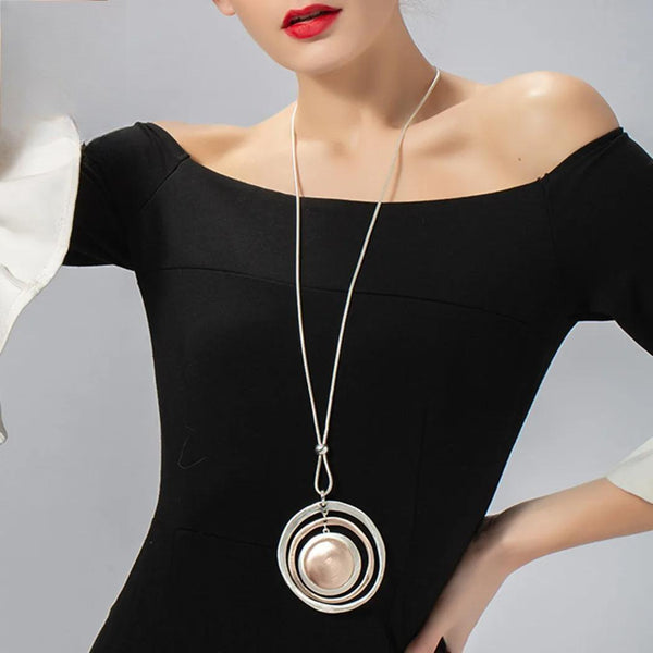 Collar vintage de cadena larga y redonda