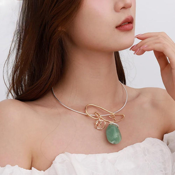Collar vintage irregular de color dorado con cuentas grandes, gargantilla gótica para mujer