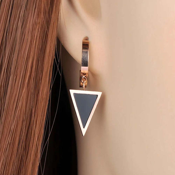 Pendientes triangulares geométricos de acero inoxidable y titanio de moda