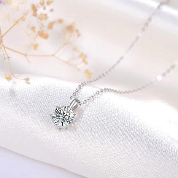 Classic Round Shape Pendant Necklaces for Women