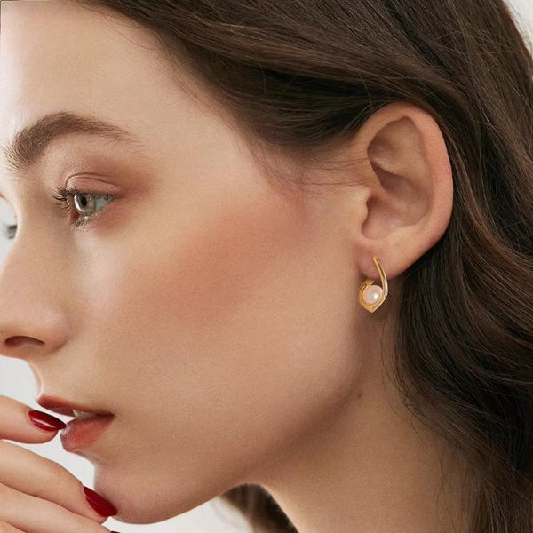 925 Sterling Silver Shell Shape Pearl Earrings for Women