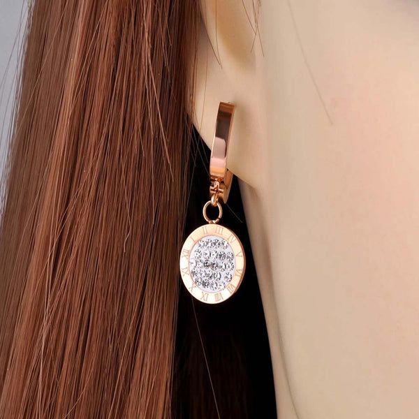 Pendientes de titanio y acero inoxidable con cristales de circonita cúbica y números romanos para mujer