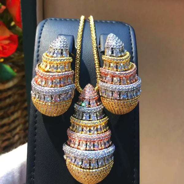 High Quality Noble Luxury Dubai 2PCS Big shell Pendant Earrings Necklace Jewelry Set