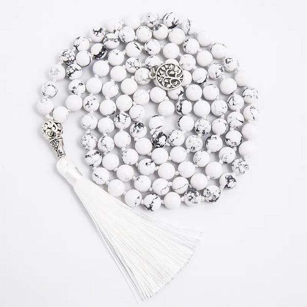 Collar Mala Anudado de Howlita Blanca de 8 mm para Meditación, Yoga y Bendición