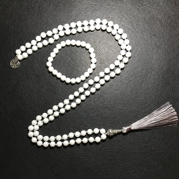 Collar anudado de cuentas de piedra blanca de porcelana de 8 mm, conjunto de joyas para meditación y yoga.