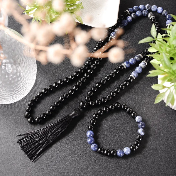 Collar Mala 108 con cuentas de ágata negra y sodalita azul de 8 mm, ideal para meditación, yoga y bendiciones.