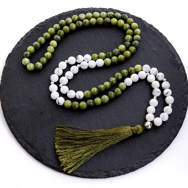 Collar Japa Mala con cuentas de howlita y jade natural del sur de 8 mm, rosario 108