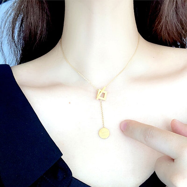 Collar con colgante geométrico de acero inoxidable 316L con hebilla OT redonda de buena suerte