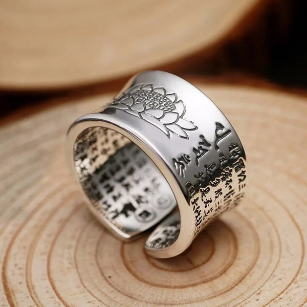Anillo de plata para hombre con sello del Sutra del Corazón Budista