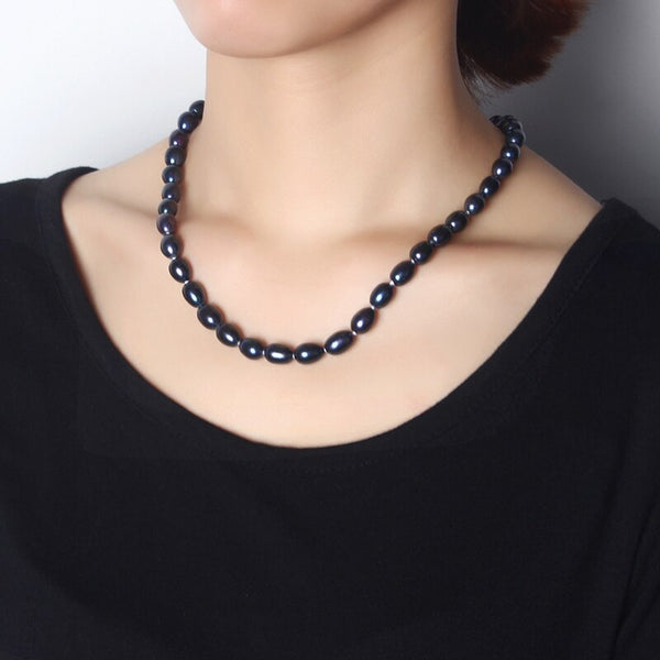 Collar de perlas negras naturales