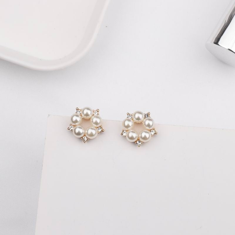 Fashion New Style Simulated Pearl Flower Stud Earrings For Women