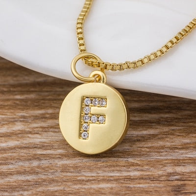 Hot Sale Wholesale Women Gold Color Initial 26 Letters Necklace