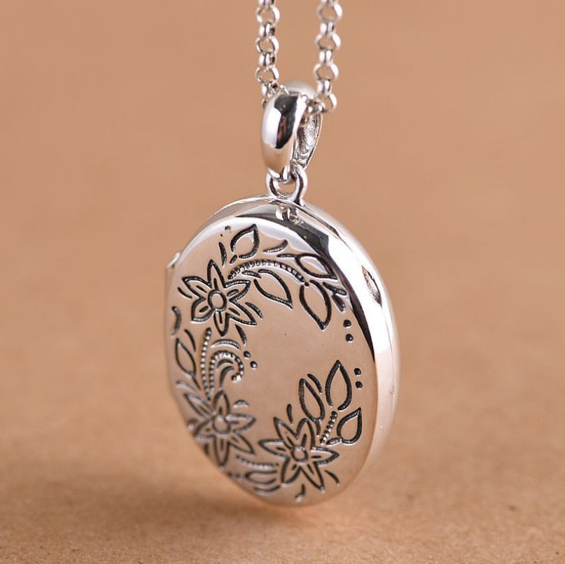 Real S925 Sterling Silver 925 Vintage Classical Oval Plant Carved Fashion Photo Clip Necklace Pendant