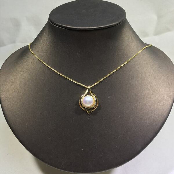 Collar con colgante de perla de agua dulce natural color oro fino