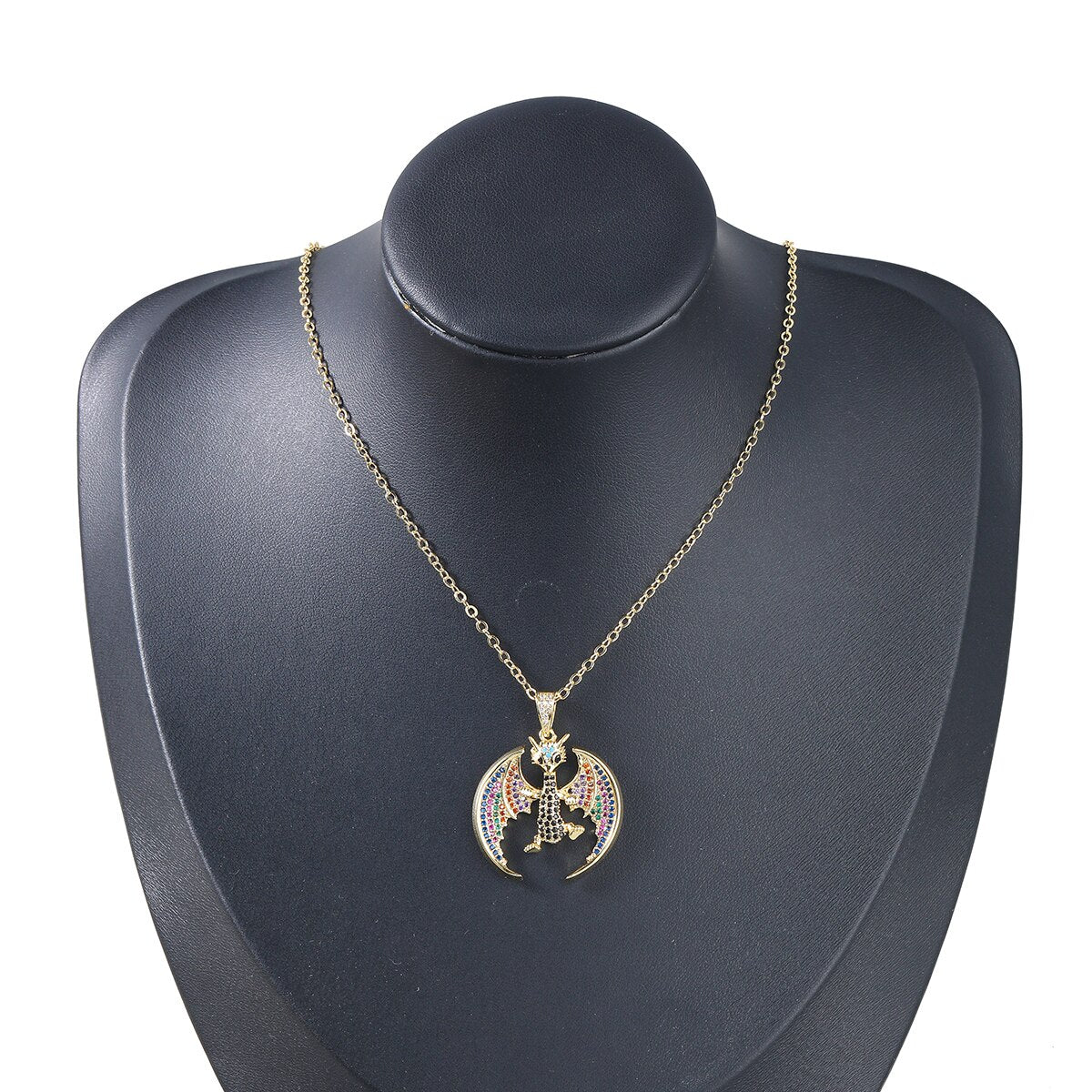 Fashion Metal Copper Rhinestone Flying Dragon Pendant Necklace Women