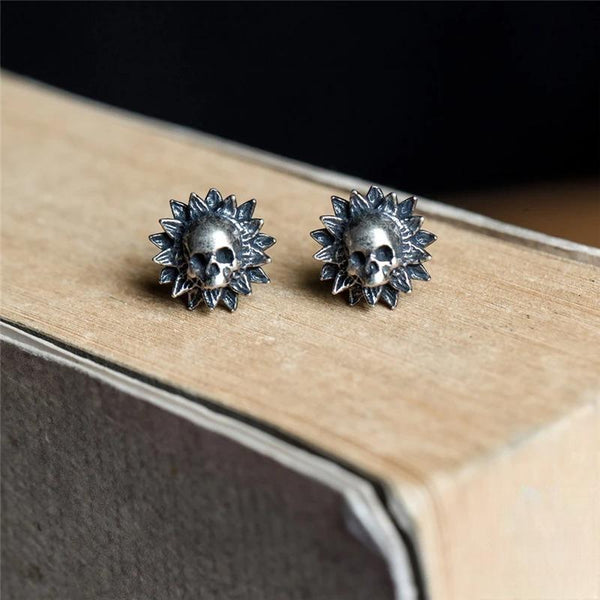 Pendiente de botón estilo gótico punk de plata de ley 925 con diseño creativo de calavera de girasol retro