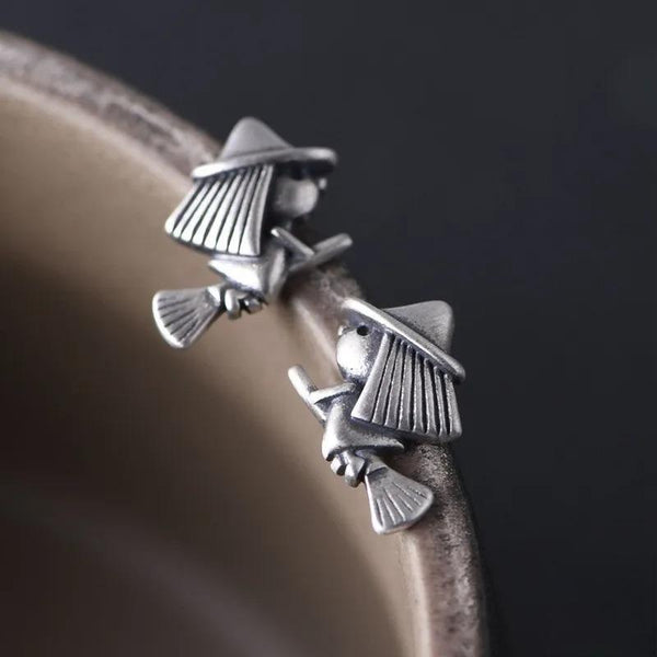 Real 925 Sterling Silver Creative Retro Witch Stud Earring