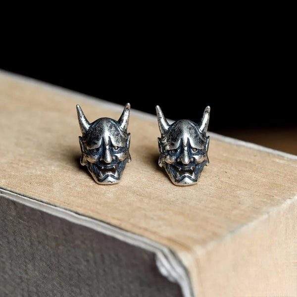 Pendientes Prajna de esqueleto de plata de ley 925 estilo punk para hombre y mujer.
