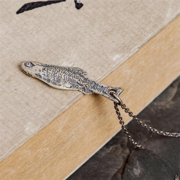 Collar con colgante de pez salado no muerto estilo océano, 100 % plata de ley 925, para hombres y mujeres