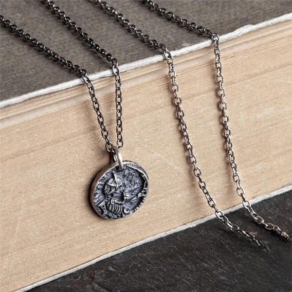 Collar de calavera gótica para hombre, de plata de ley 925, con colgante de moneda de diablo.