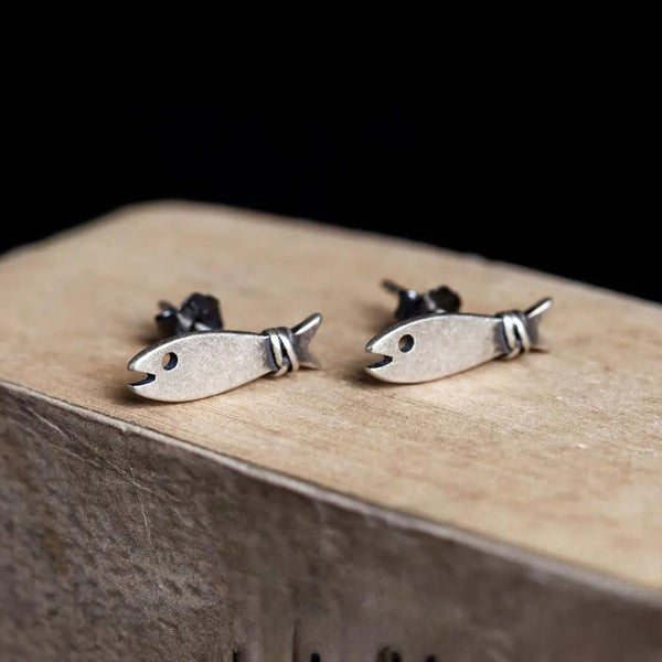 Pendientes de pez diminutos, pendientes minimalistas