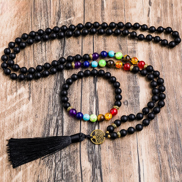 Collar Mala 108 anudado con cuentas de ónix negro mate de 8 mm para meditación de 7 chakras