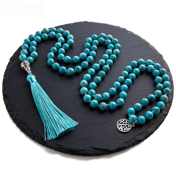 Collar Mala de meditación anudado con cuentas de turquesa azul natural de 8 mm