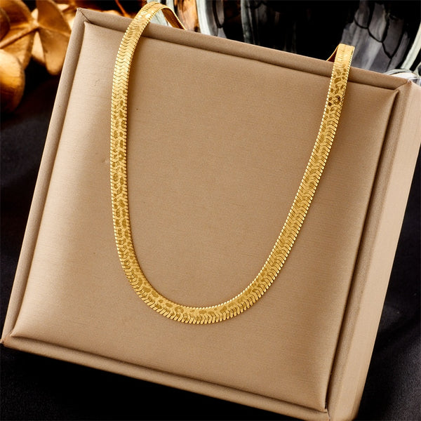 Collar de cadena de serpiente plana de acero inoxidable 316L color dorado para mujer