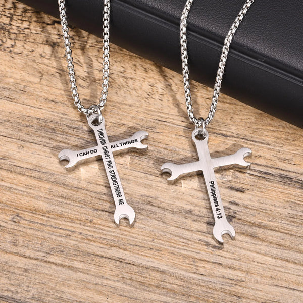 Collares con colgante de cruz de llave inglesa para hombre