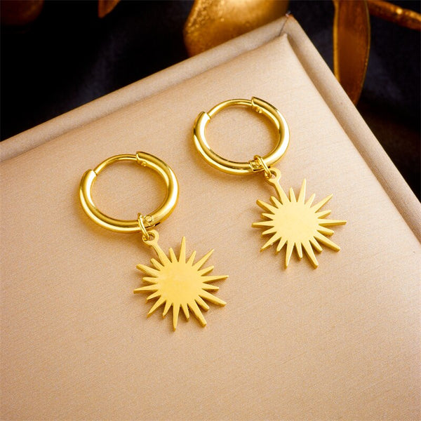 Pendientes colgantes de sol de acero inoxidable 316L color dorado para mujer