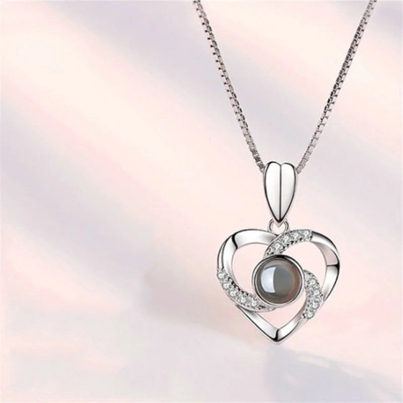 Love Heart Projection Necklace With Exquisite Rose Gift Box I Love You Pendant Jewelry