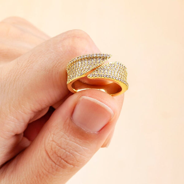 Anillo ajustable con diseño geométrico de circonita y cobre de nuevo diseño