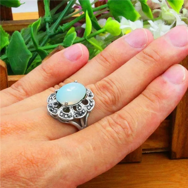Anillos de ópalo transparente ovalado para mujer