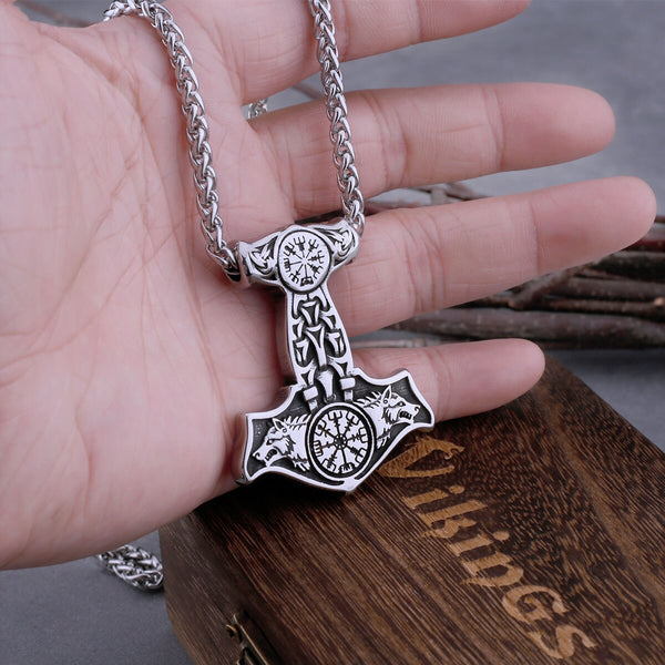 Collar vikingo con martillo de Thor, Mjolnir, cuervo y runas nórdicas para hombre