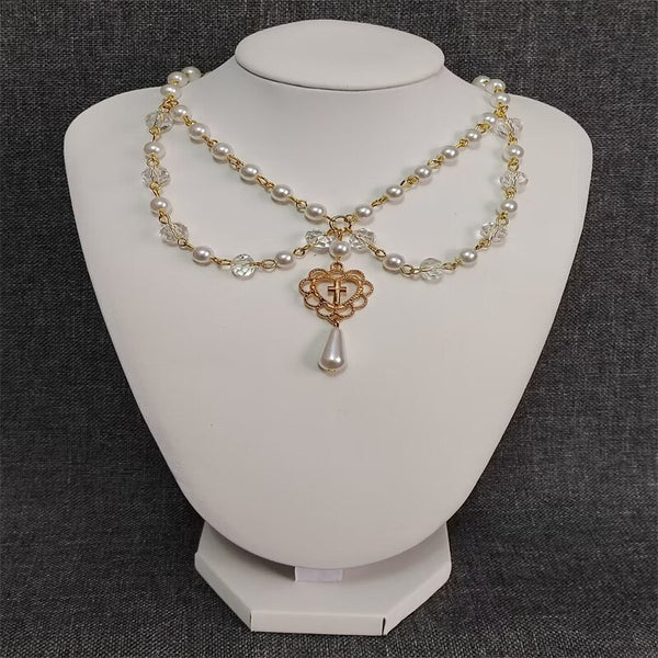 Collar de corazón divino, cadena de cuentas cruzadas victorianas hecha a mano