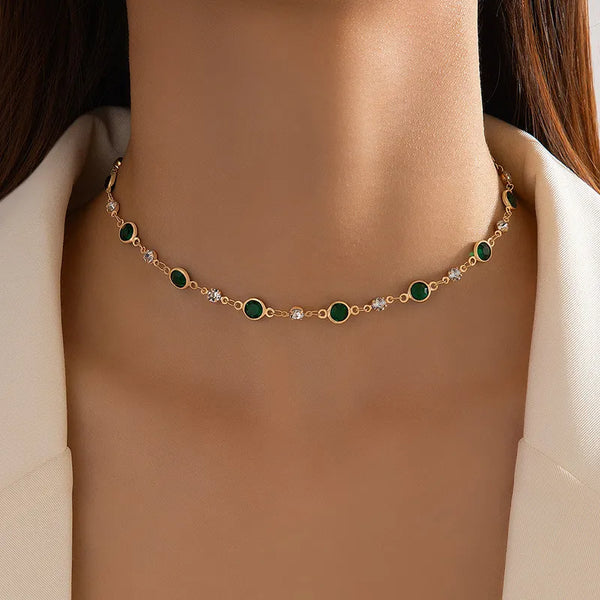 Gargantilla vintage elegante con circonitas verdes y diamantes de imitación para mujer