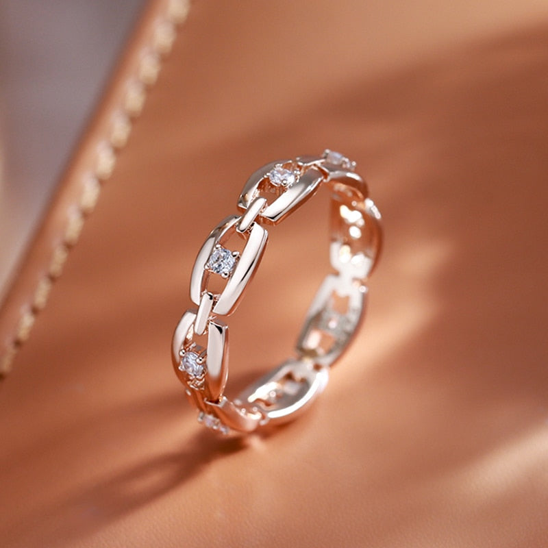 Classic Chain Design Zircon Finger Rings for Women