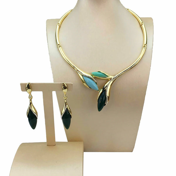 Collar de piedras de colores con bisutería de Dubái para mujer