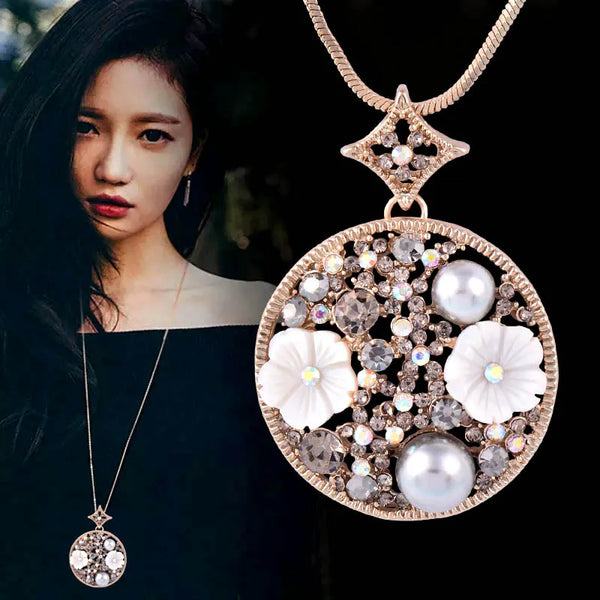 White Shell Flower Grey Pearls Round Pendant Long Necklace Black Gold Color Chain Women