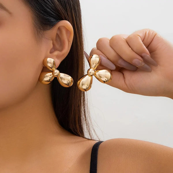 Designer Stereoscopic Smooth Surface Stud Earrings for Women