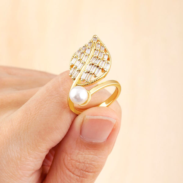 Nuevo y elegante anillo abierto con perla de cristal y forma de hoja para mujer