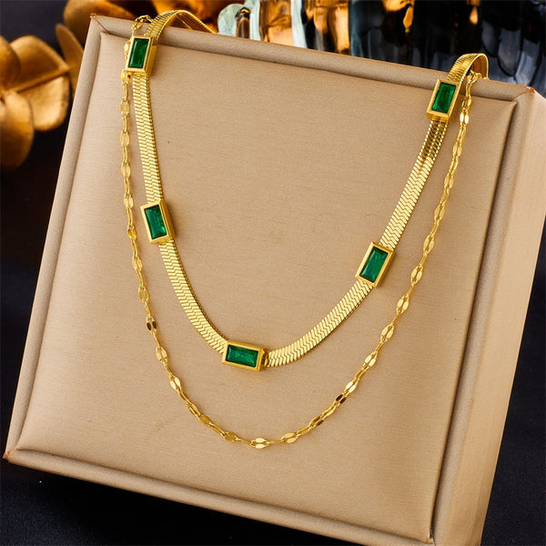 Collar de acero inoxidable 316L de doble capa con circonita verde cuadrada para mujer
