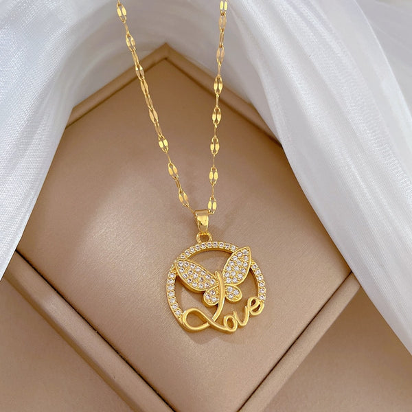 Collar con colgante de mariposa de acero inoxidable 316L para mujer