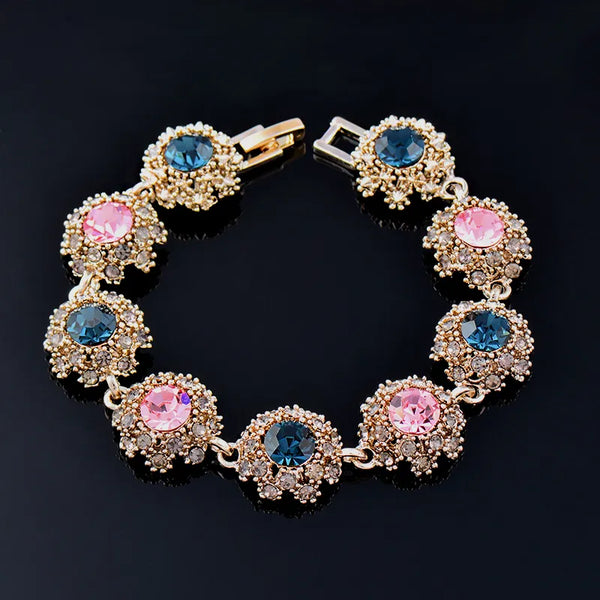 Pulsera vintage con flor de circonita cúbica y cadena hueca de color dorado antiguo para mujer