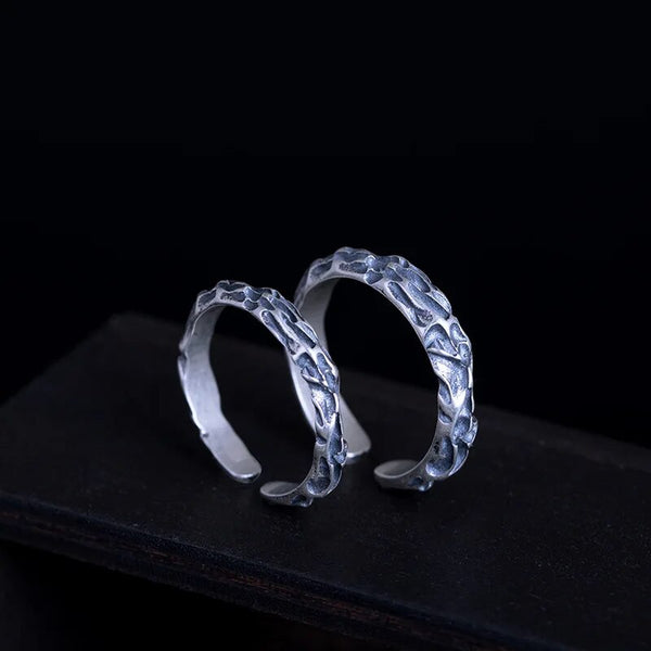 Anillos de pareja con textura de piedra vintage, plata de ley 925, anillo negro para hombres modernos.