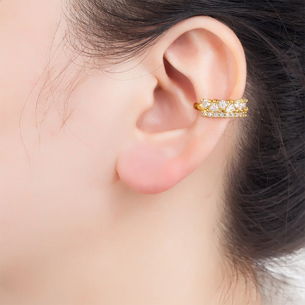 Pendientes de clip con diseño simple para mujer, chapados en oro, con circonitas, sin perforar ni perforar.